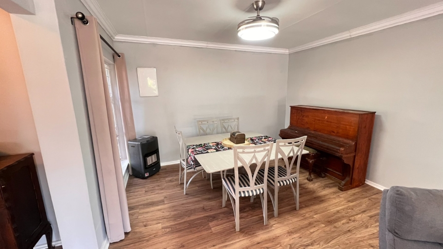 3 Bedroom Property for Sale in Langenhovenpark Free State